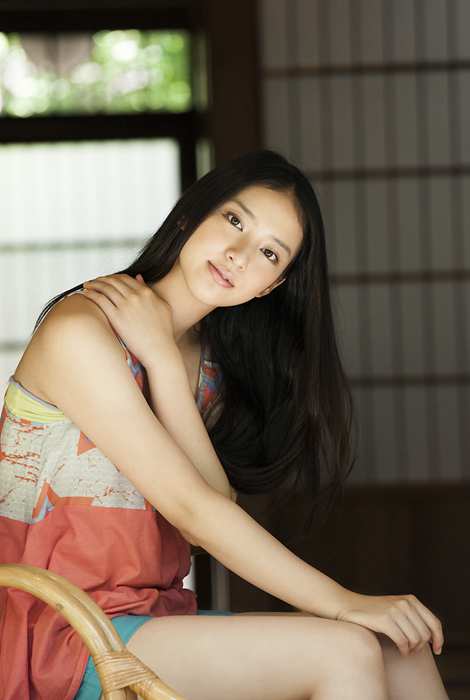 Image.tv写真ID0389 2012.12 Emi Takei 武井咲 前篇