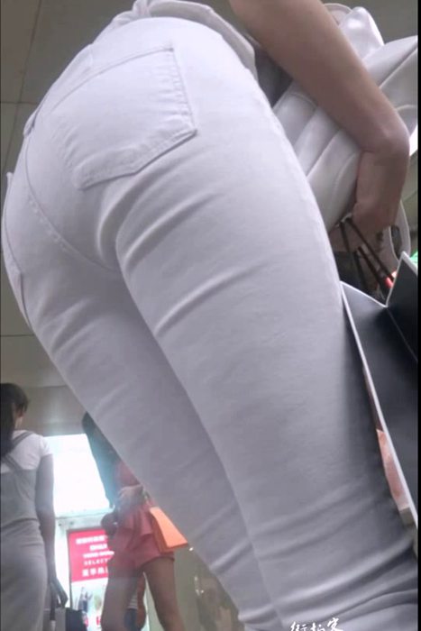 [街拍客视频]jx0206 地铁偶遇白色紧身裤美女
