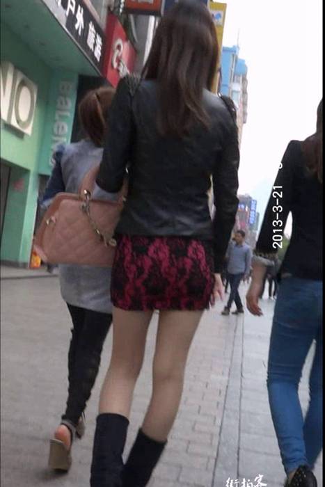 [街拍客视频]jx0313 包臀红裙美腿长靴MM