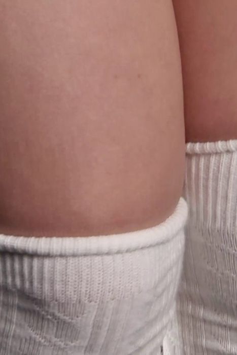 [legsjapan视频完美版]ID0104 RuruSakurai-4-White Over Knee Socks and Belt Leg Rub--性感提示：全