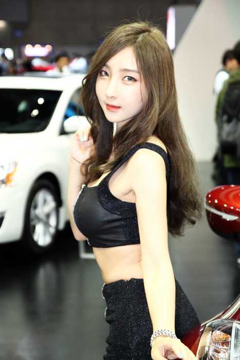 [唯美写真杂集]ID0105 2015韩国车展 靓丽车模米娜18--性感提示：萝莉SM情趣俏佳人