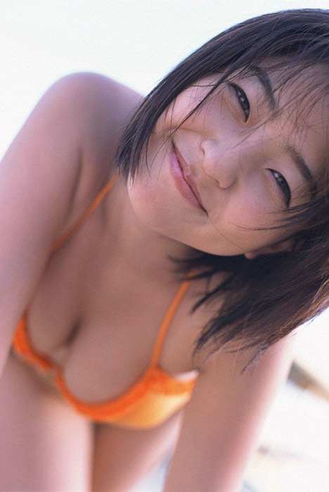 丰泳装妹子乳[YS-Web]Vol.006 Yuka Hirata 平田裕香 キューティー道产娘 in Okinawa